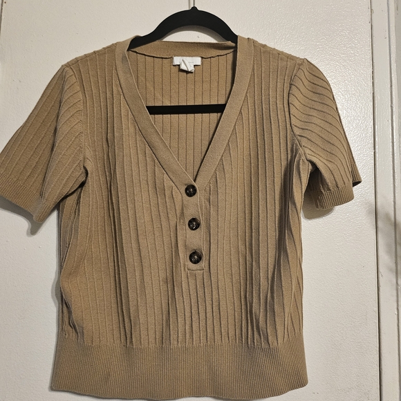 H&M Tan Ribbed Sweater - Picture 1 of 1